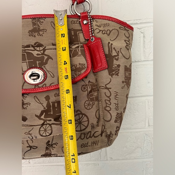 COACH Large Horse & Carriage Red Shoulder Handbag EUC ⚡️ - Picture 11 of 14